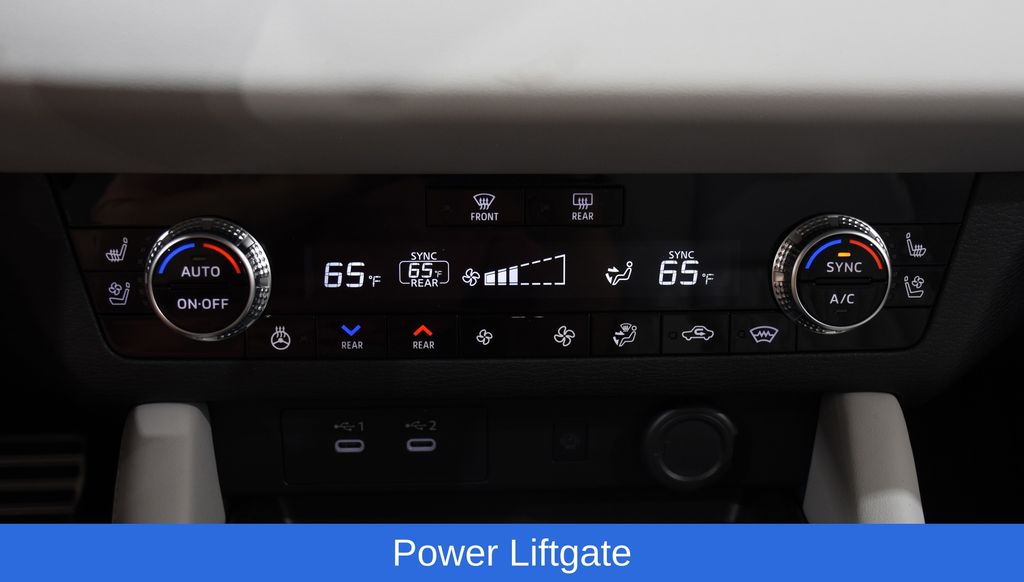 2025 Mitsubishi Outlander SEL Platinum Edition - Photo 17