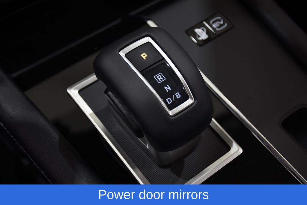 2025 Mitsubishi Outlander Plug-in Hybrid SE - Photo 21