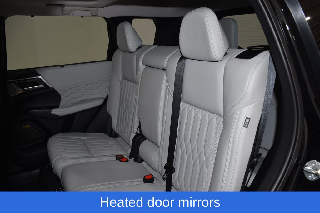 2025 Mitsubishi Outlander SEL Platinum Edition - Photo 27
