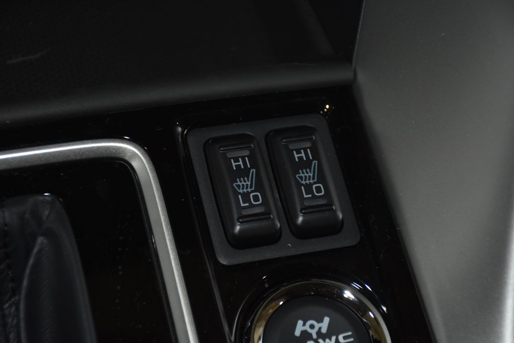 2026 Mitsubishi Eclipse Cross LE - Photo 19