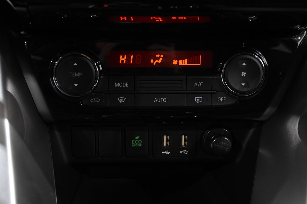 2026 Mitsubishi Eclipse Cross LE - Photo 14
