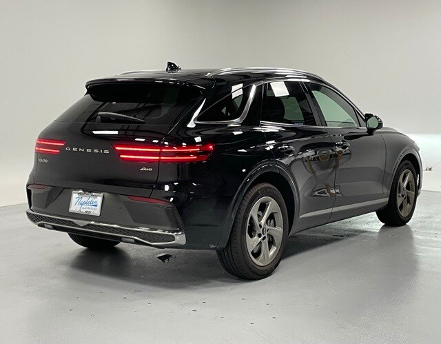 2026 Genesis GV70 2.5T Advanced photo 4