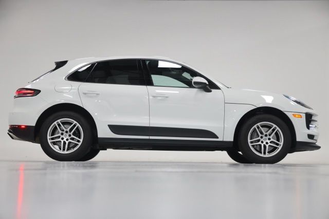 2021 Porsche Macan Base - Photo 18