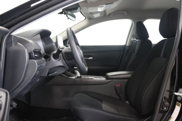 2025 Nissan Sentra SV - Photo 16