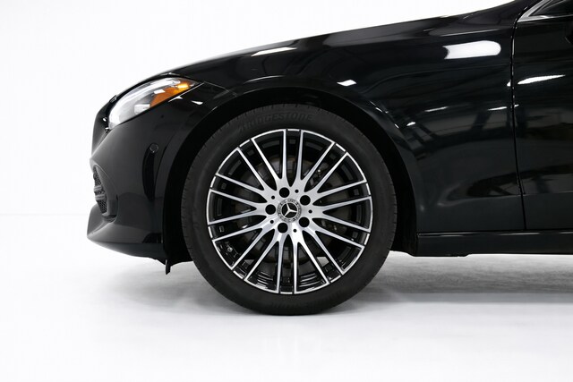 2025 Mercedes-Benz C-Class Sedan C 300 - Photo 12