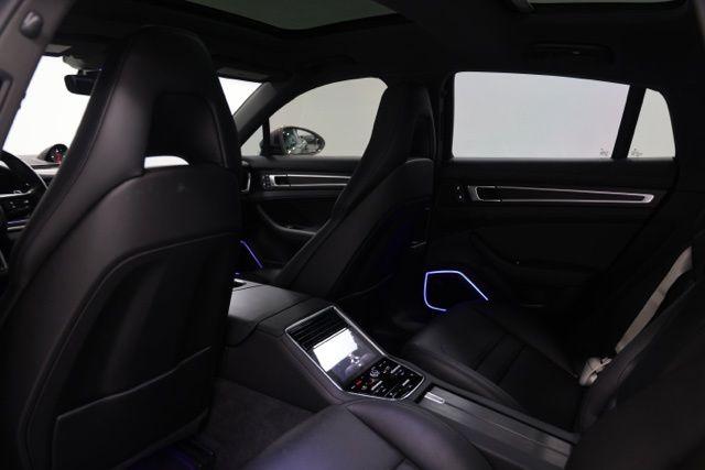 2023 Porsche Panamera Platinum Edition - Photo 38