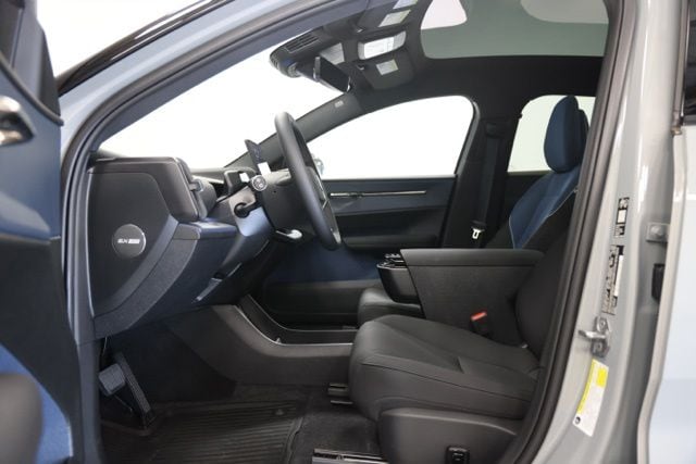2026 Volvo EX30 Ultra - Photo 22