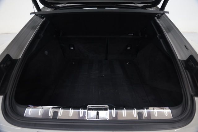 2023 Porsche Panamera Platinum Edition - Photo 16