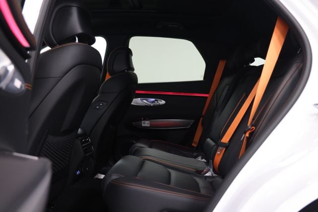 2026 GENESIS GV70 Sport Advanced - Photo 38