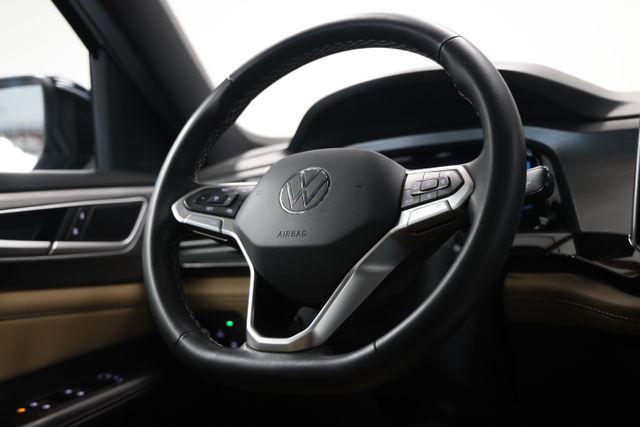 2024 Volkswagen Atlas Cross Sport SE w/Tech - Photo 38