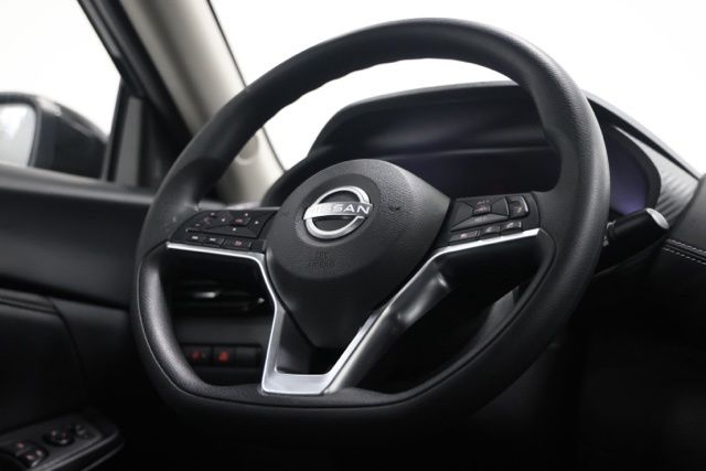 2025 Nissan Sentra SV - Photo 35