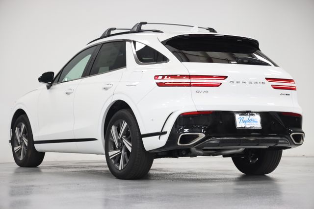 2026 GENESIS GV70 Sport Advanced - Photo 11