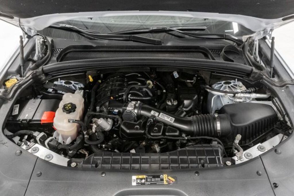 Used 2024 Jeep Grand Cherokee Altitude SUV