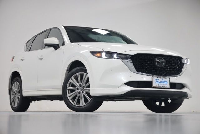 2022 Mazda CX-5 TURBO Signature Auto AWD's photo