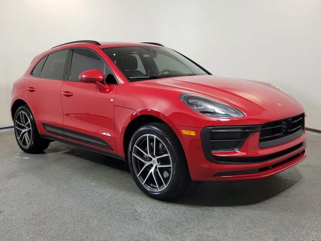 Used 2025 Porsche Macan Base SUV