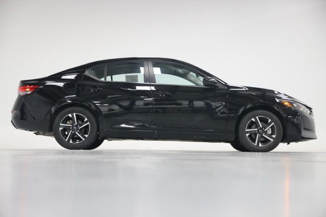 2025 Nissan Sentra SV - Photo 14