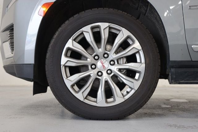 2023 GMC Yukon Denali - Photo 11