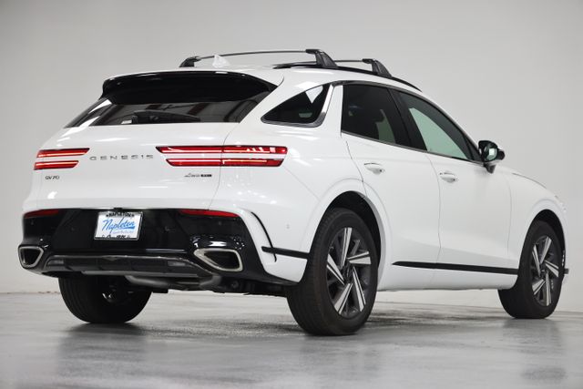 2026 GENESIS GV70 Sport Advanced - Photo 16