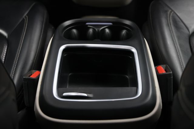2023 Chrysler Pacifica Touring L - Photo 38