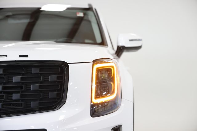 2022 Kia Telluride SX - Photo 3