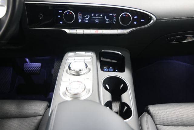2024 GENESIS GV70 Standard - Photo 37