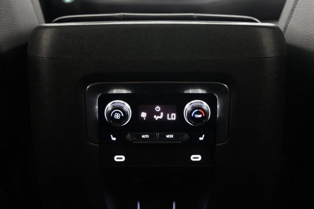 2023 GMC Yukon Denali - Photo 42