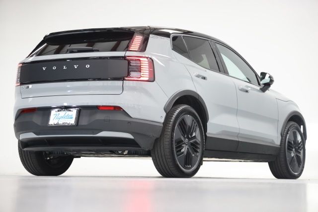 2026 Volvo EX30 Ultra - Photo 17