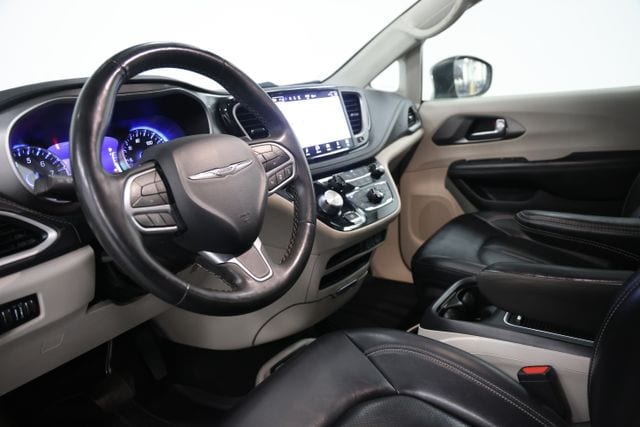 2023 Chrysler Pacifica Touring L - Photo 20