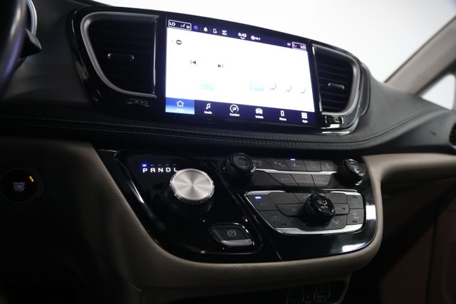 2023 Chrysler Pacifica Touring L - Photo 24