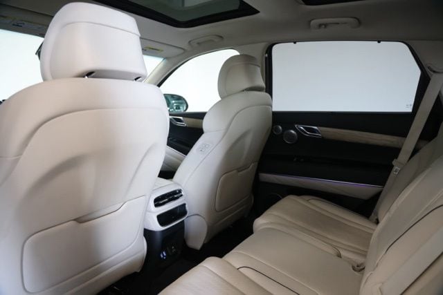 2024 GENESIS GV80 Standard - Photo 37