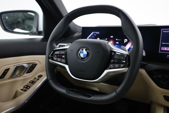 2025 BMW 3 Series 330i - Photo 28