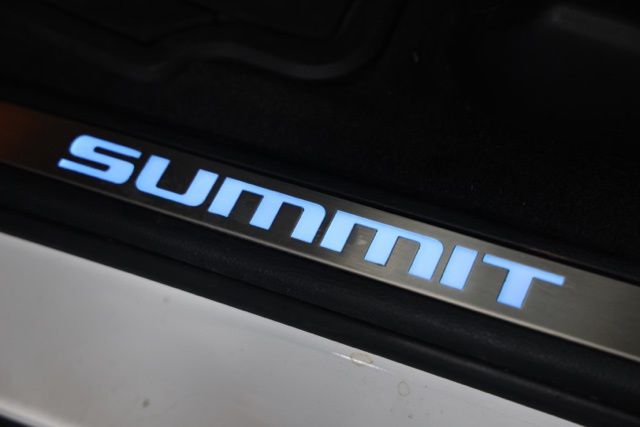 2018 Jeep Grand Cherokee Summit - Photo 25