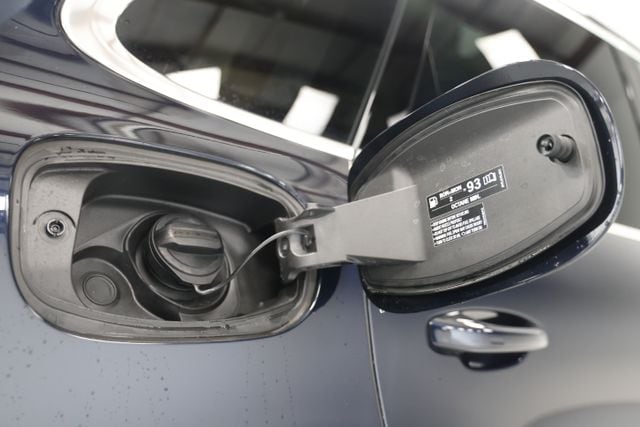 2022 Porsche Cayenne Base - Photo 19