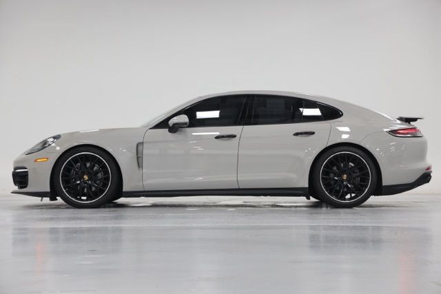 2023 Porsche Panamera Platinum Edition - Photo 11