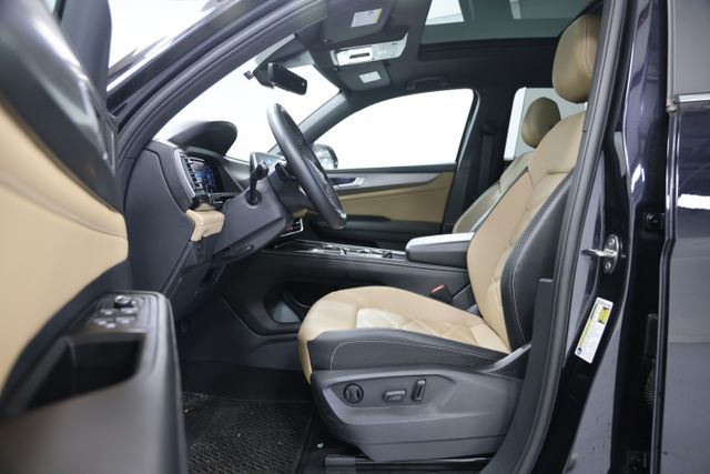 2024 Volkswagen Atlas Cross Sport SE w/Tech - Photo 17