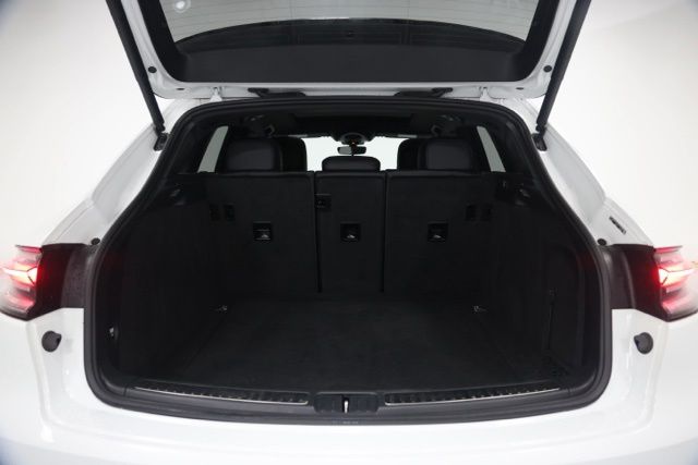 2021 Porsche Macan Base - Photo 14
