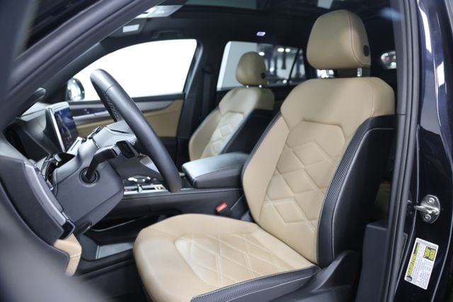 2024 Volkswagen Atlas Cross Sport SE w/Tech - Photo 18