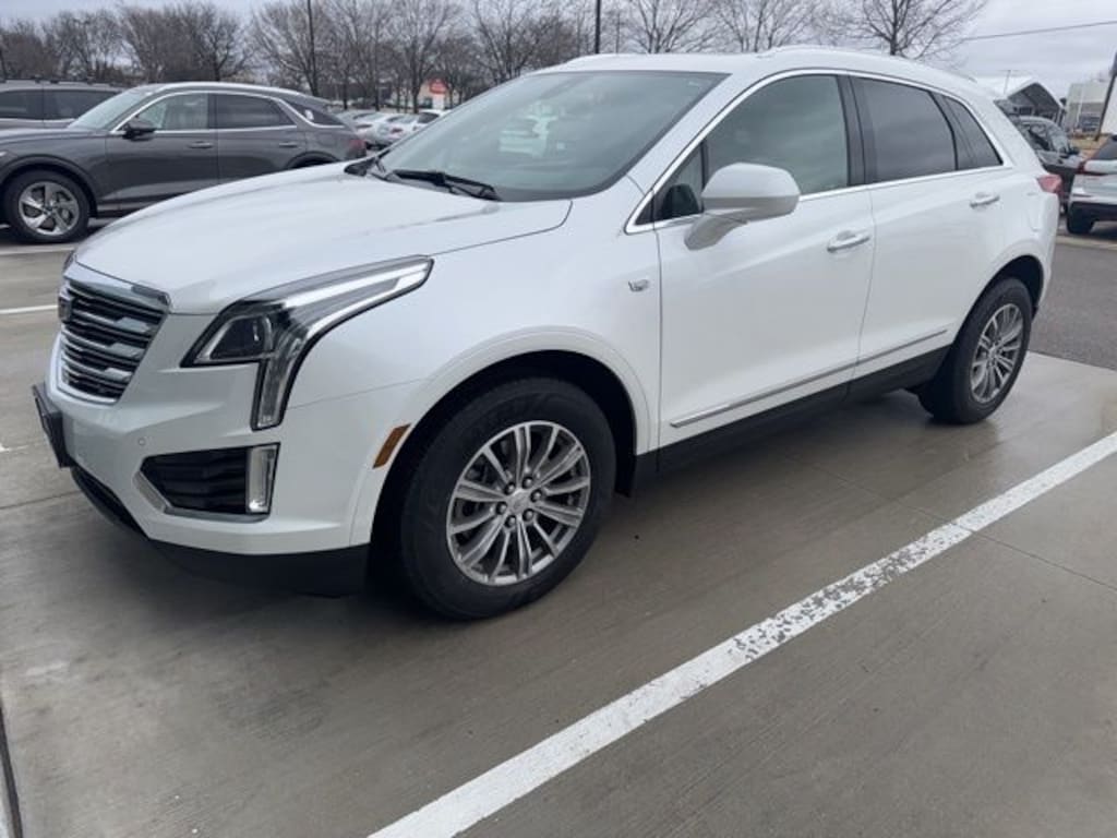 Used 2017 Cadillac XT5 Luxury SUV