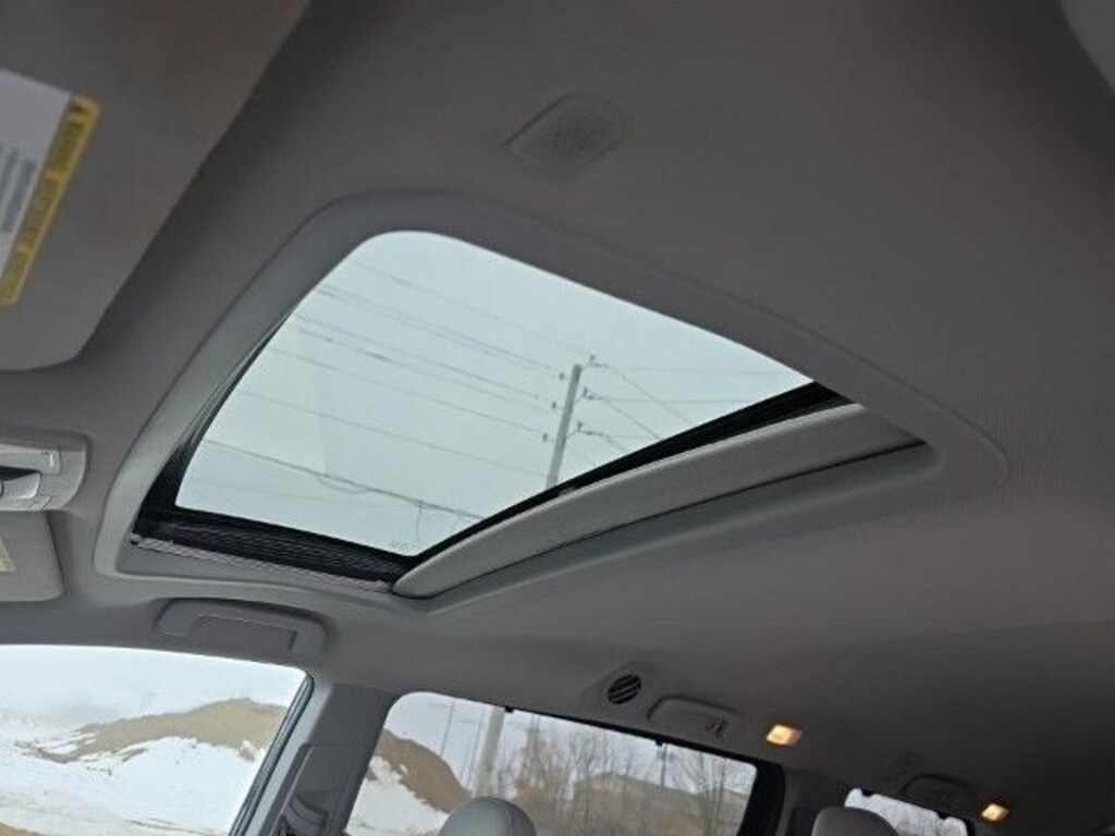 Used 2020 Toyota Sienna XLE Minivan/Van