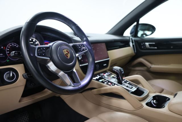 2022 Porsche Cayenne Base - Photo 25