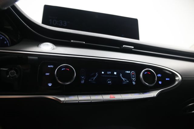 2024 GENESIS GV70 Standard - Photo 25