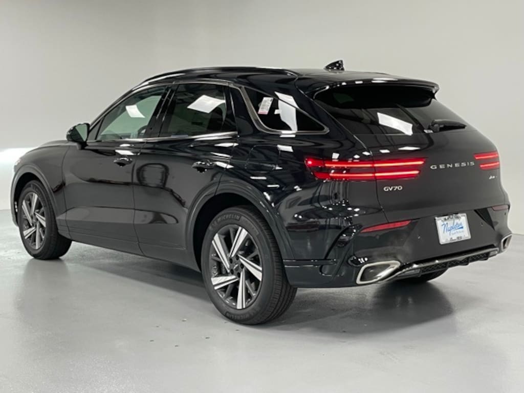 New 2026 Genesis GV70 3.5T Sport Advanced SUV