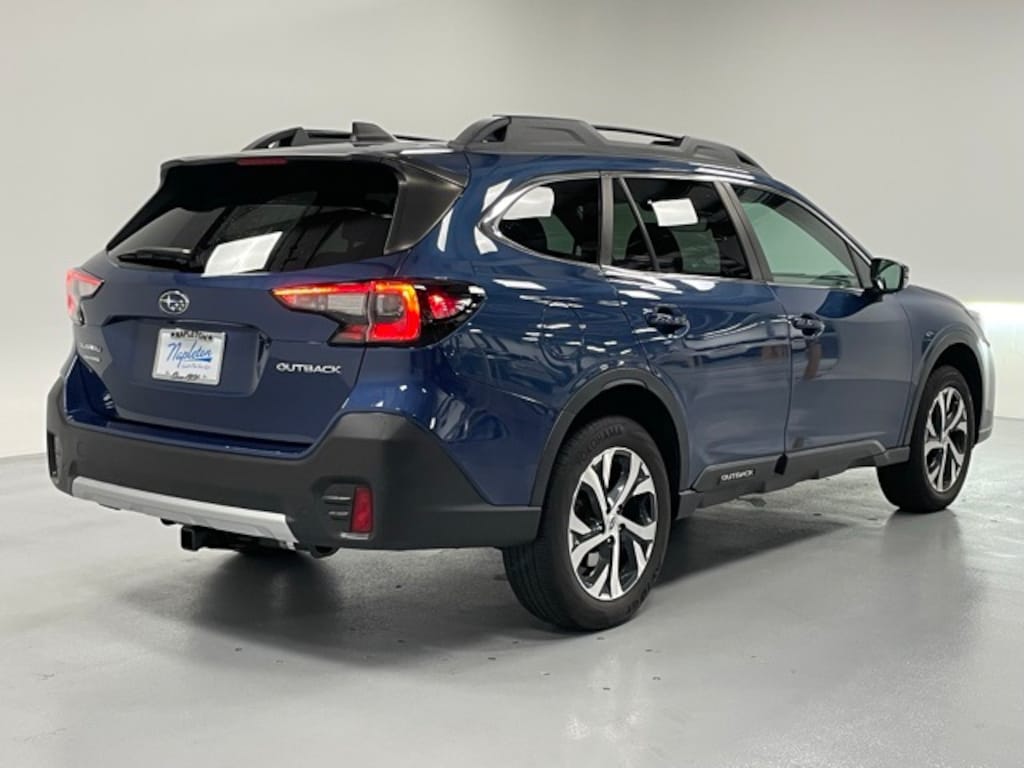 Used 2022 Subaru Outback Limited SUV