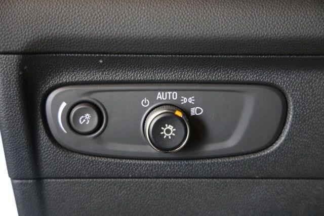 2023 Buick Envision Essence - Photo 23