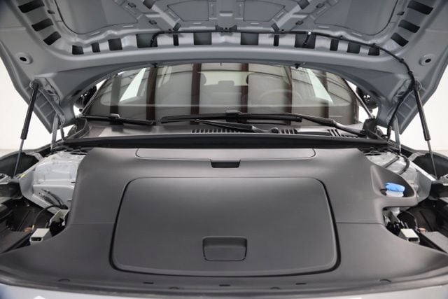 2026 Volvo EX30 Ultra - Photo 7