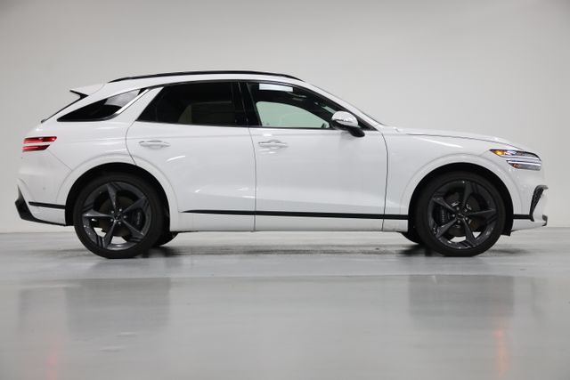 2026 GENESIS GV70 Sport Prestige - Photo 16