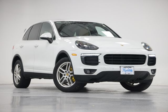 2016 Porsche Cayenne Base