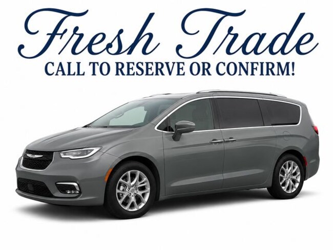2023 Chrysler Pacifica Touring L Minivan/Van