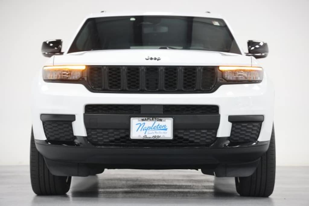 Used 2023 Jeep Grand Cherokee L Altitude SUV