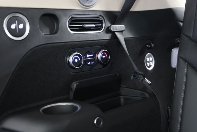 2026 GENESIS GV80 Advanced - Photo 36